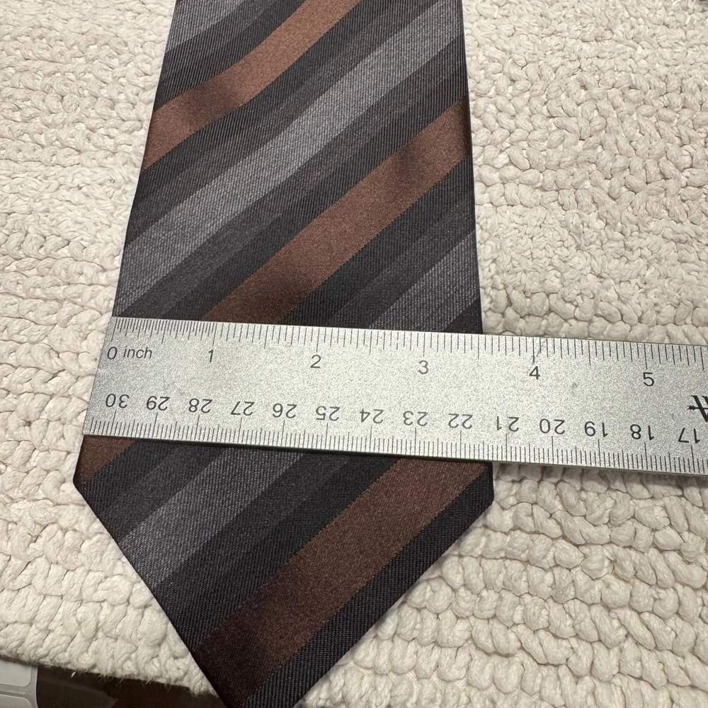 Gucci Tie Black Gray Brown Diagonal Stripe Italy Silk Monogram Designer Grunge